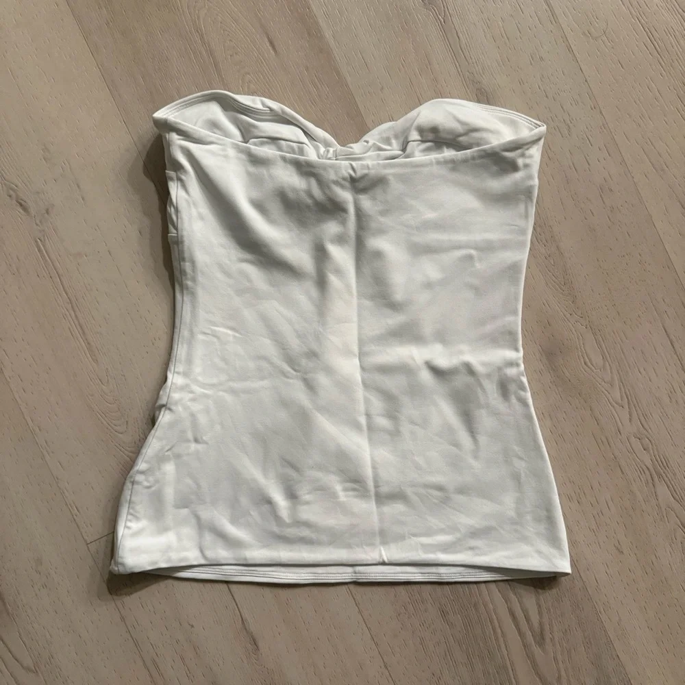 Aritzia Original Contour Hypnotic Tube Top - Picture 2 of 3